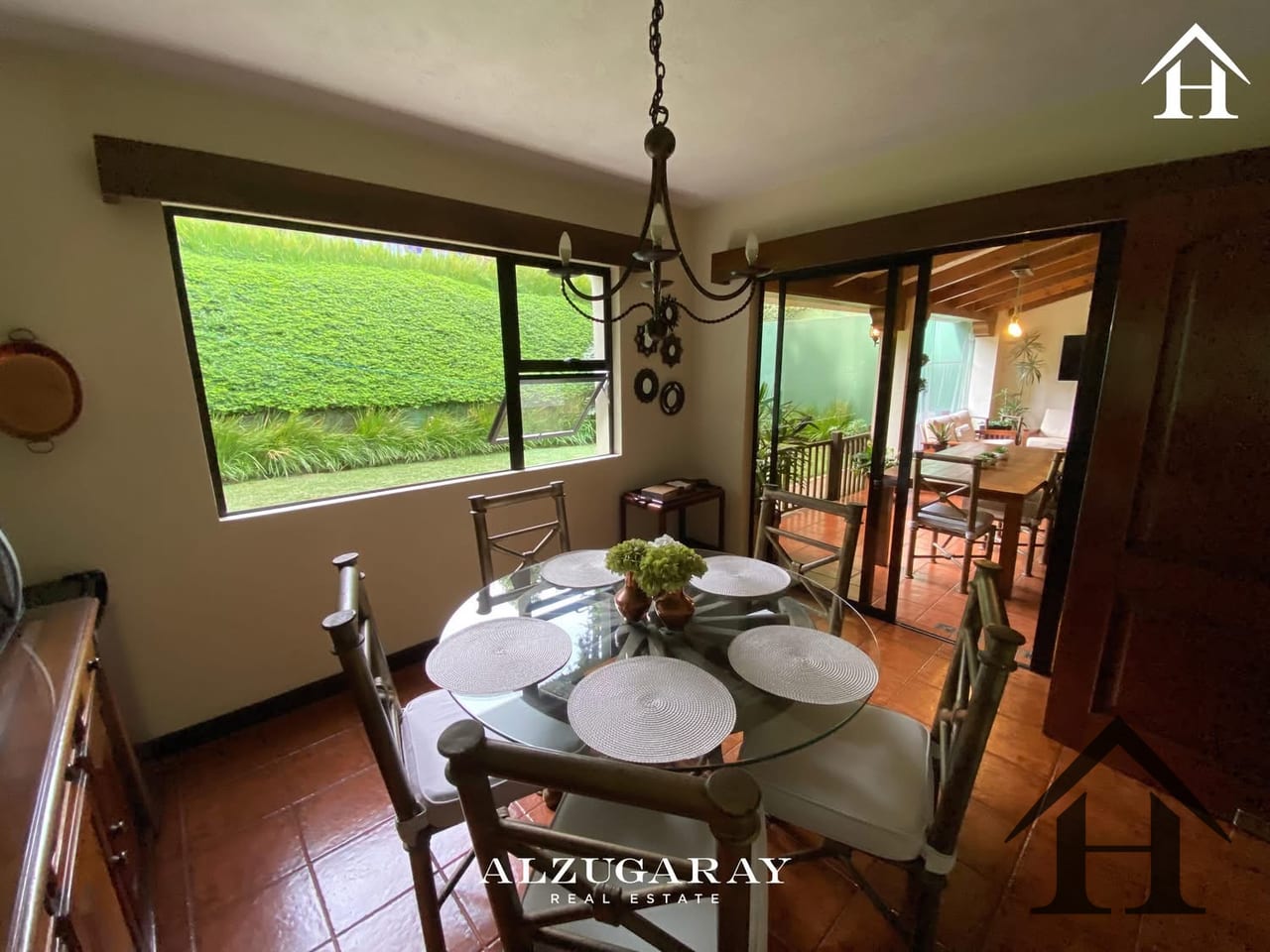 https://youtu.be/E6fD39RVdXU — Casa en Venta en La Encantada, Carretera a El Salvador, Guatemala, Ciudad — foto 8 de 10
