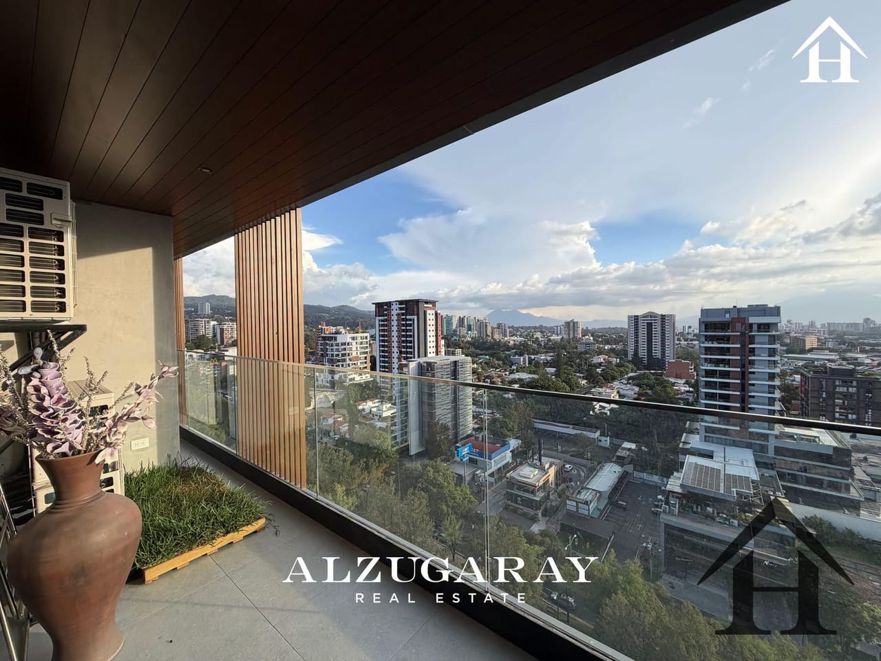 Apto espectacular zona 15 VH1 Gaura / 5 🚗 + Hab servicio — Apartamento en Alquiler en Gaura, Zona 15, Guatemala, Ciudad — foto 8 de 10