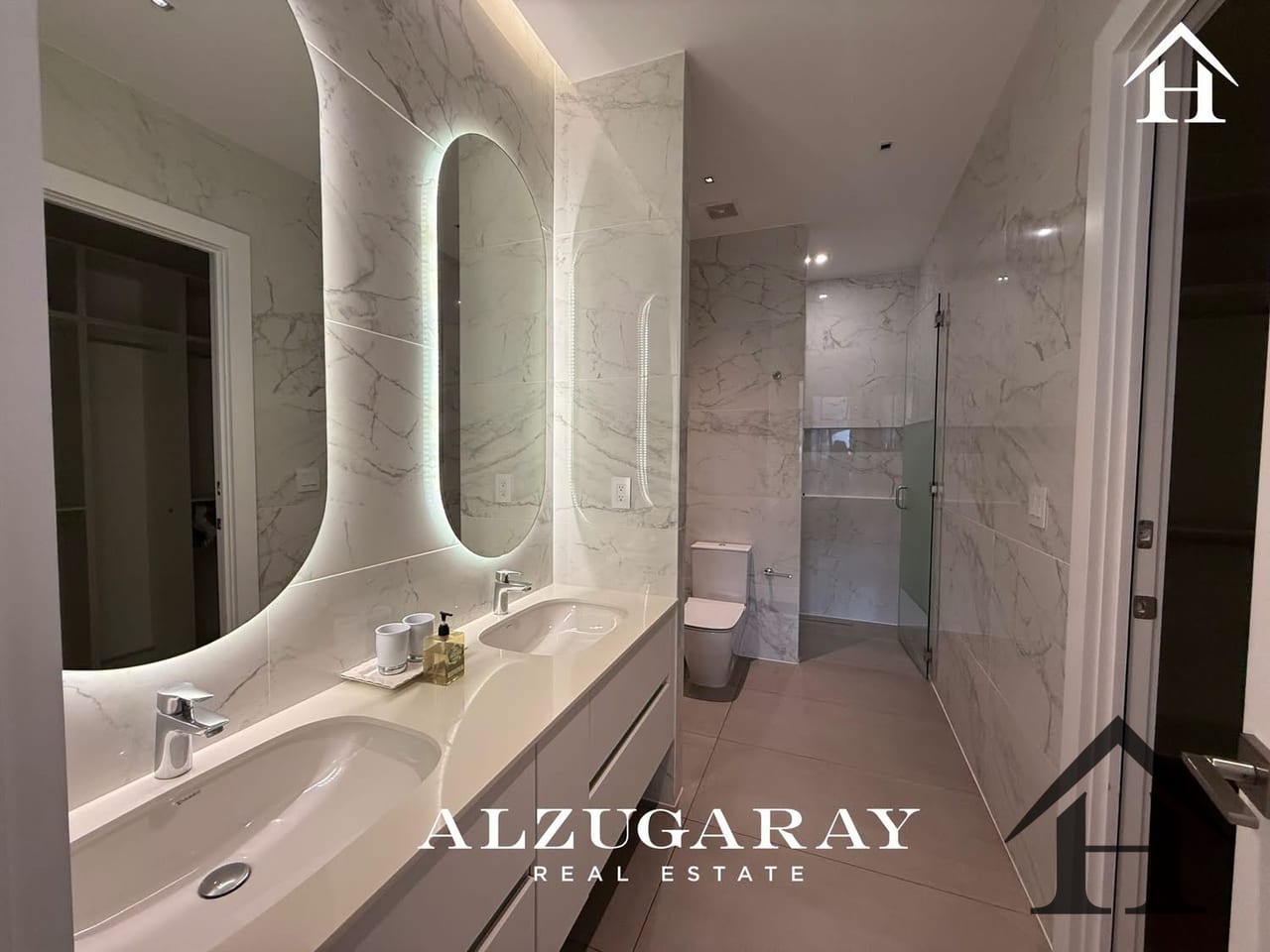 Apartamento 182Mts2 Maranta Oakland zona 10 — Apartamento en Venta en Maranta Oakland, Zona 10, Guatemala, Ciudad — foto 8 de 10