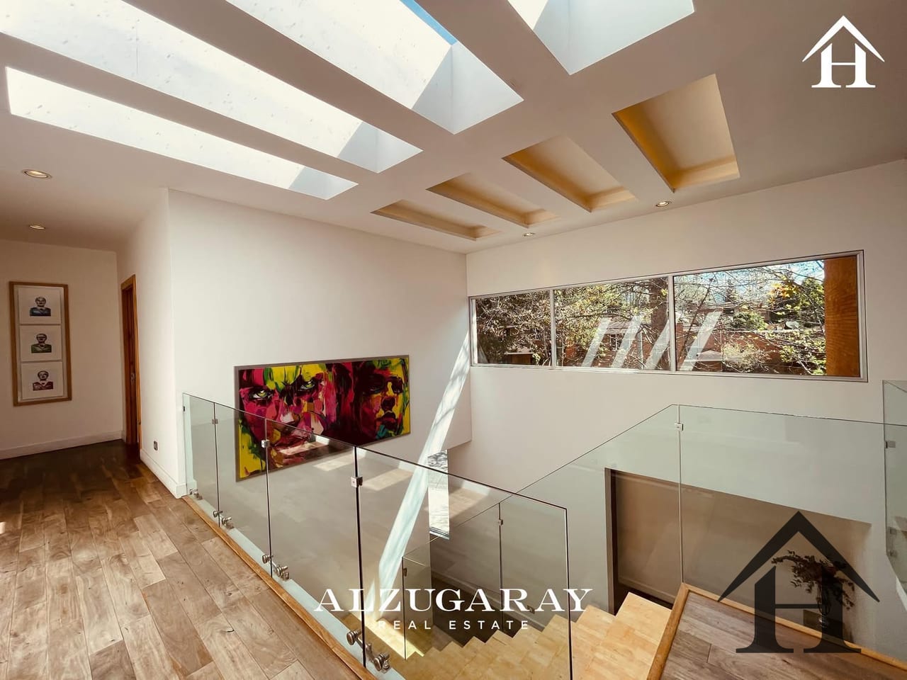 Casa moderna en Condominio Las Luces KM13.5 Carr a El Salv — Casa en Venta en Las Luces, Carretera a El Salvador, Guatemala, Ciudad — foto 3 de 12
