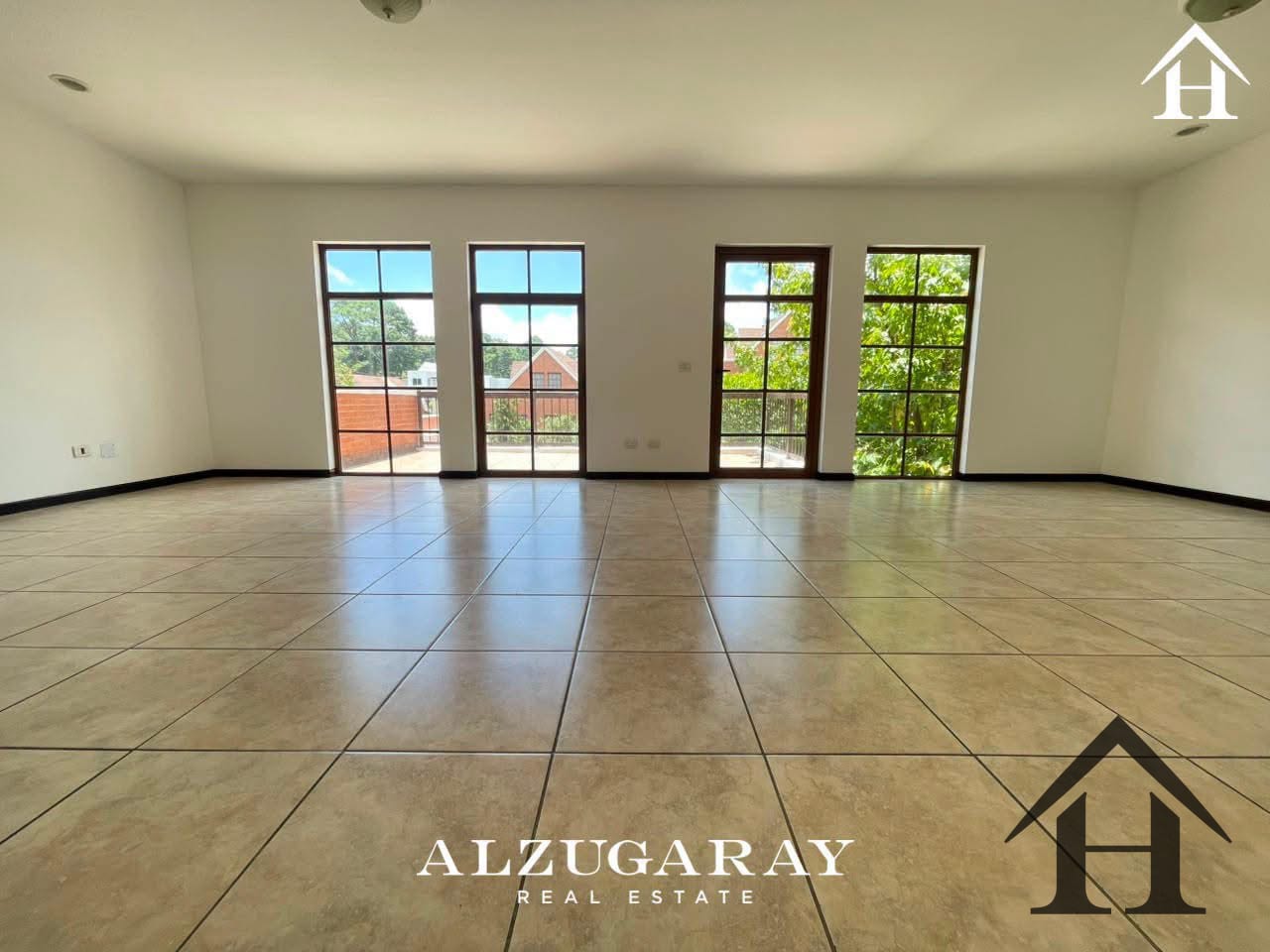 Casa Condominio Puerta Grande km14 Carr a El Salvador — Casa en Venta en Puerta Grande, Carretera a El Salvador, Guatemala, Ciudad — foto 4 de 14