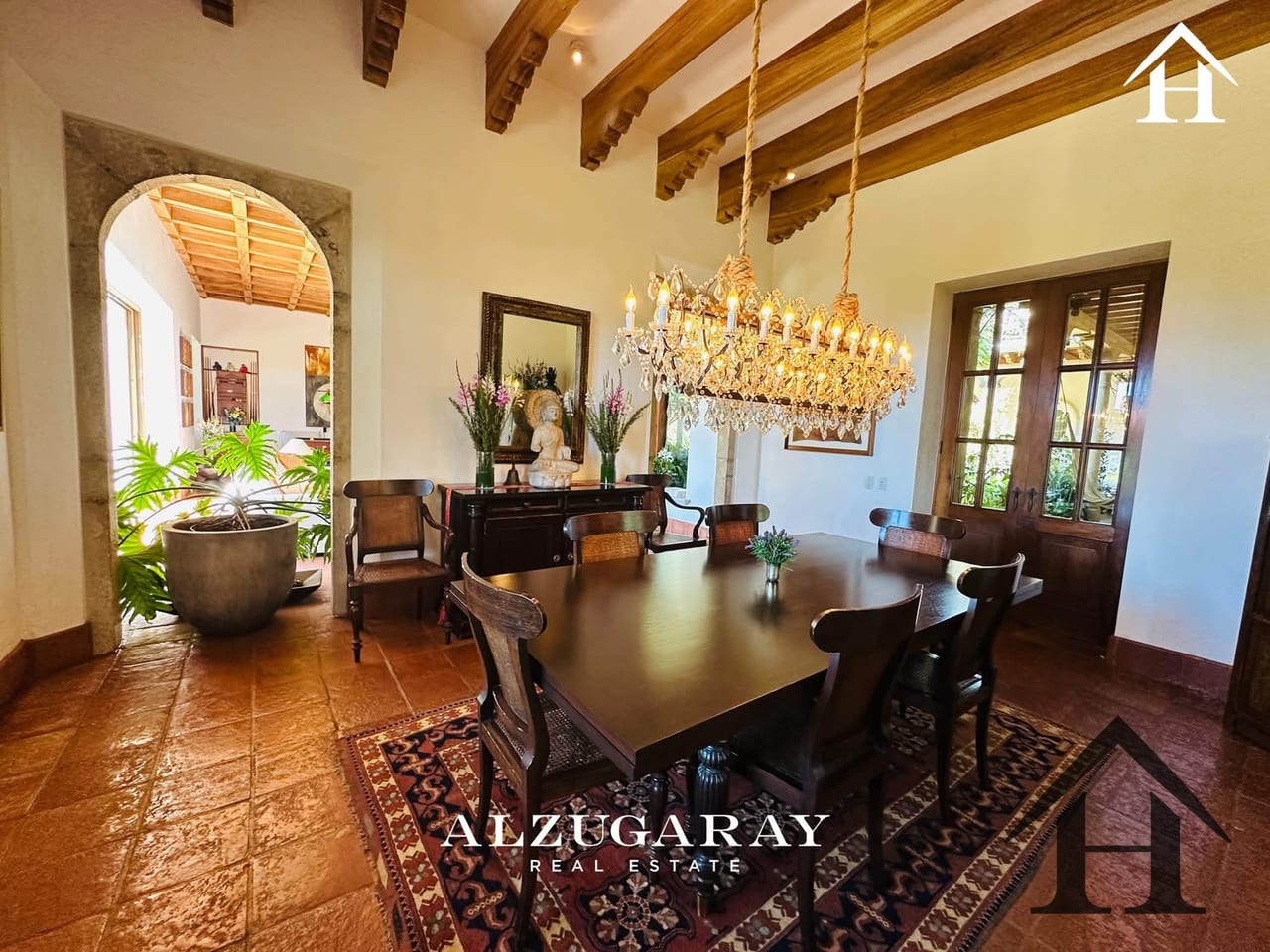 Casa de revista en Antigua, El Hato / 22,300 Vrs2 — Casa en Venta en Antigua, Sacatepéquez — foto 4 de 13