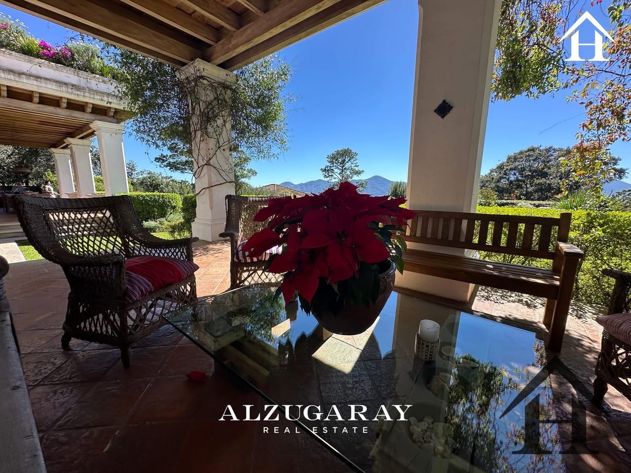 Casa de revista en Antigua, El Hato / 22,300 Vrs2 — Casa en Venta en Antigua, Sacatepéquez — foto 11 de 13