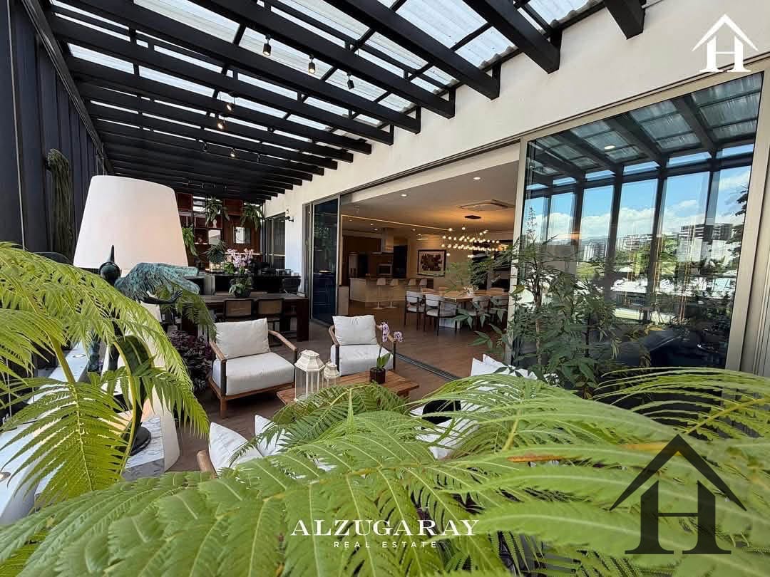 Apartamento de revista 411Mts2 / 8 parqueos Torre Caprese ZONA 15 VH2 — Apartamento en Venta en Torre Caprese, Zona 15, Guatemala, Ciudad — foto 1 de 11