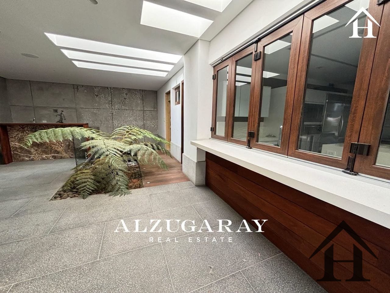 Casa de lujo Minimalista Condominio La Española, Muxbal — Casa en Venta en Muxbal, Guatemala, Ciudad — foto 5 de 17