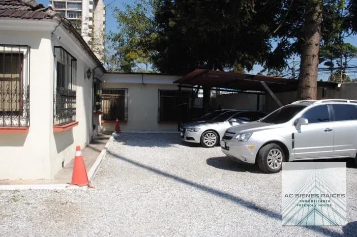 Casa con super ubicación para oficinas — Casa en Alquiler en Zona 10, Guatemala, Ciudad — foto 2 de 9