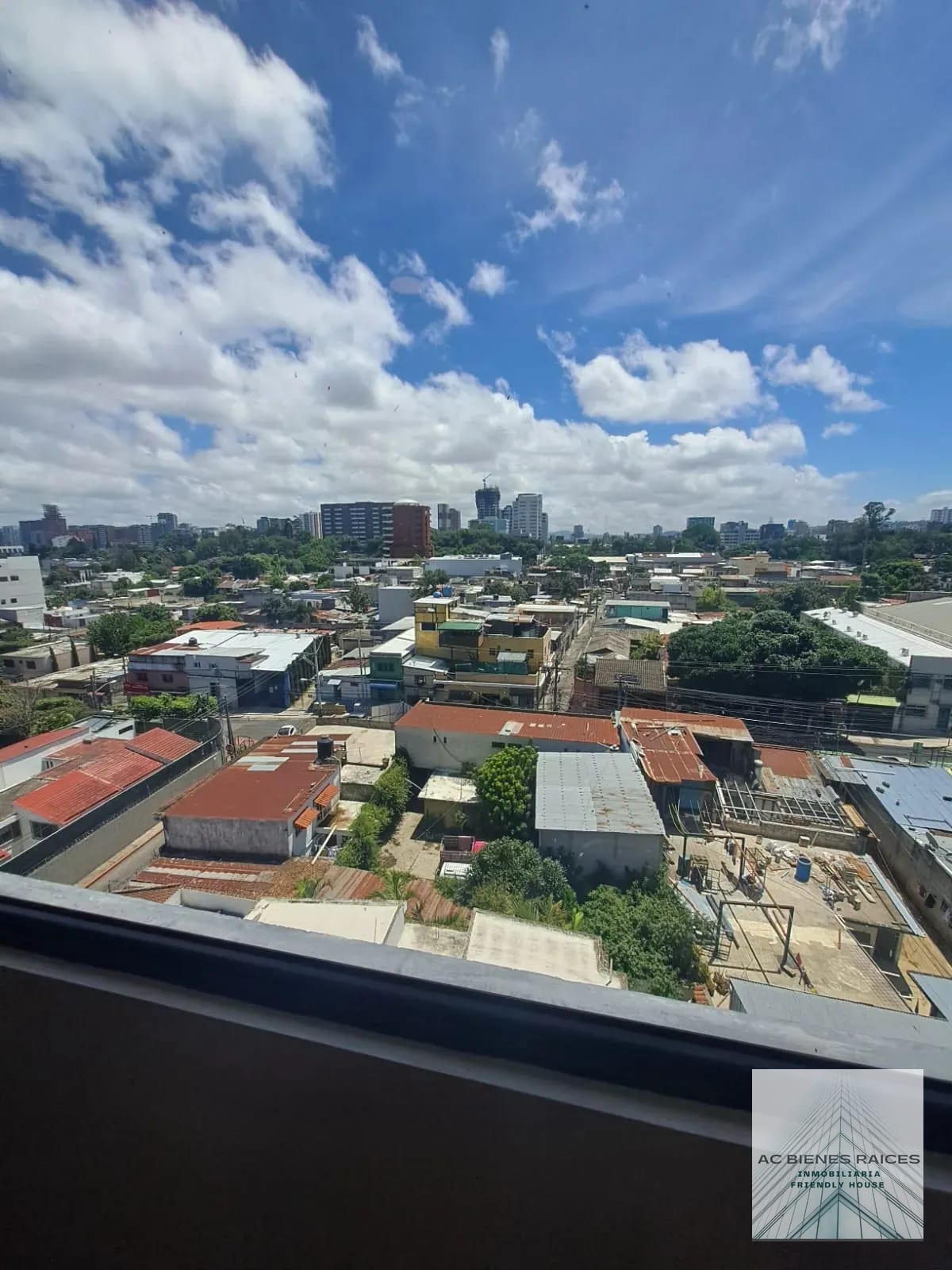 Venta apartamento Edificio Meraki amueblado listo para funcionar!!! — Apartamento en Venta en Zona 14, Guatemala, Ciudad — foto 11 de 13