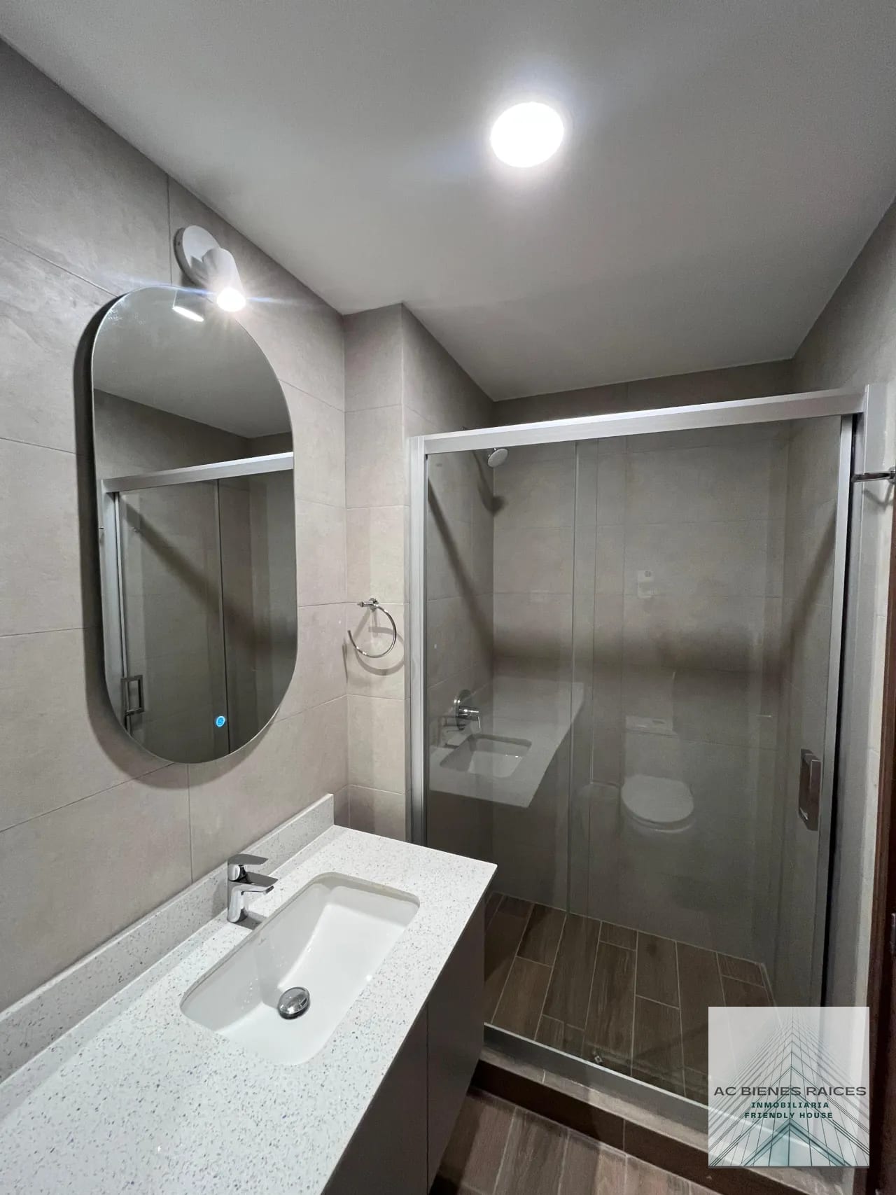 Parque 14 apto amueblado 2 habitaciones — Apartamento en Alquiler en Zona 14, Guatemala, Ciudad — foto 9 de 11