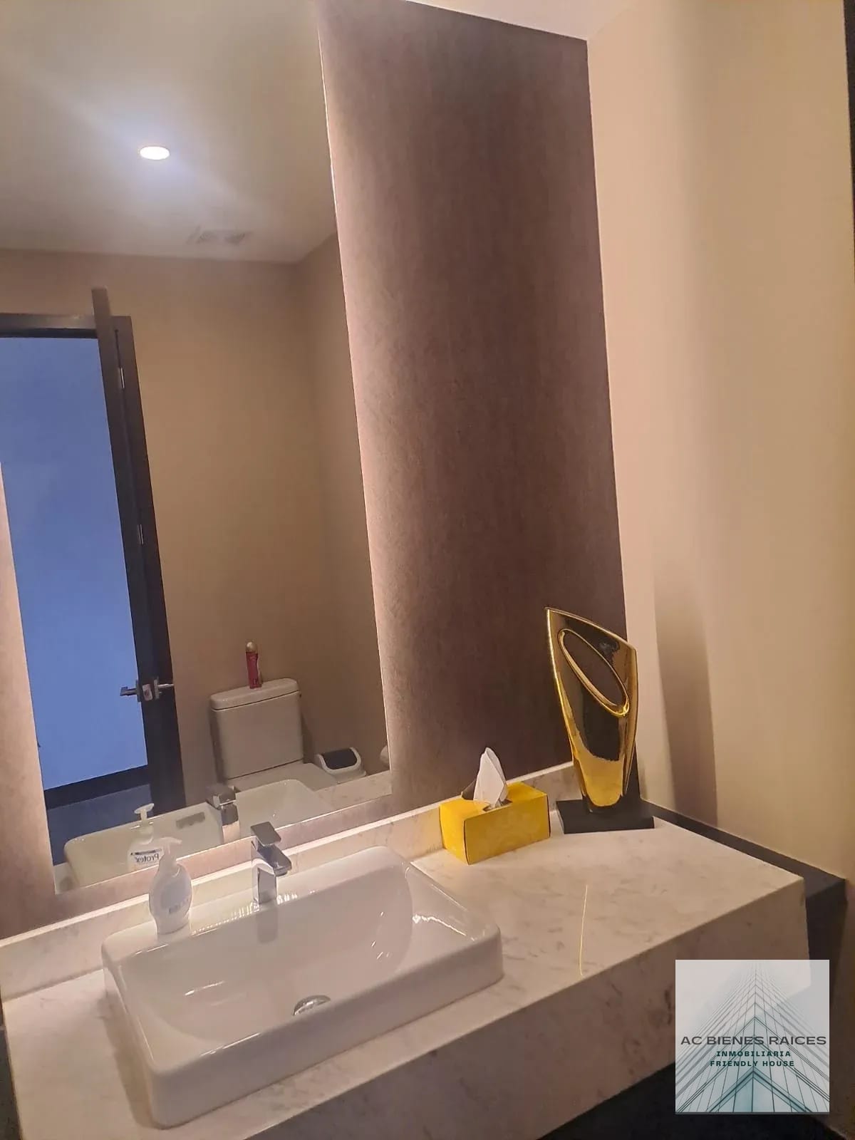 Venta Lower Pent House Torre Caprese Zona 15 VH2 — Apartamento en Venta en Zona 15, Guatemala, Ciudad — foto 4 de 16