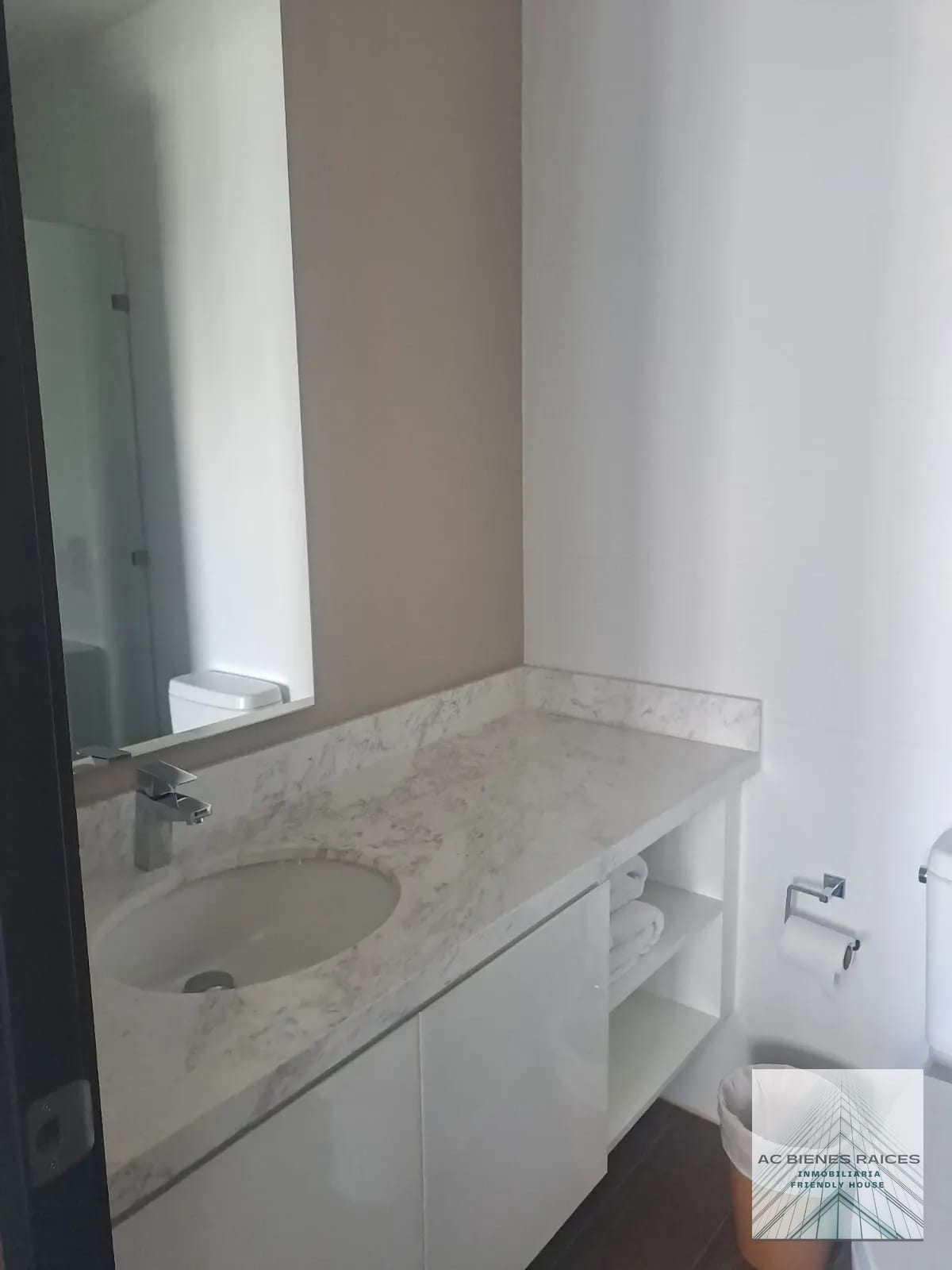 Venta Lower Pent House Torre Caprese Zona 15 VH2 — Apartamento en Venta en Zona 15, Guatemala, Ciudad — foto 8 de 16