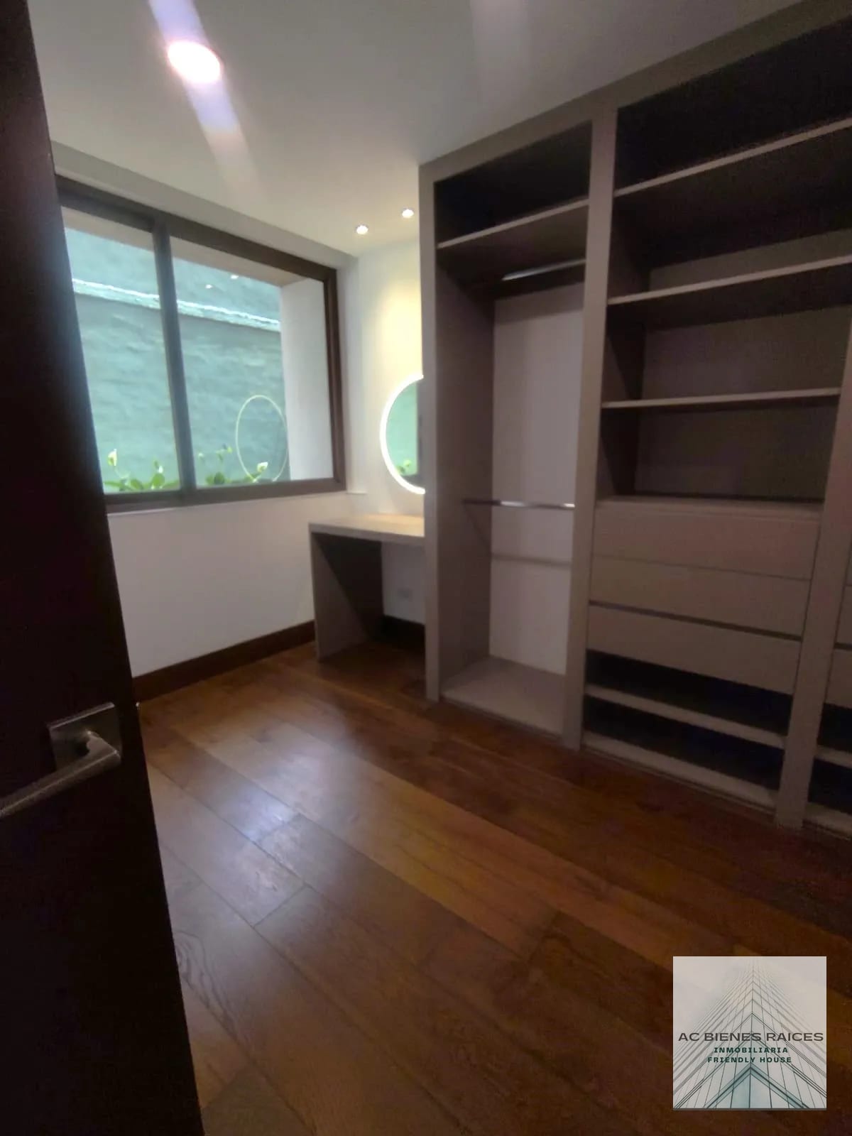 Apice 1 VH1 lindo apto en renta — Apartamento en Alquiler en Zona 15, Guatemala, Ciudad — foto 11 de 14