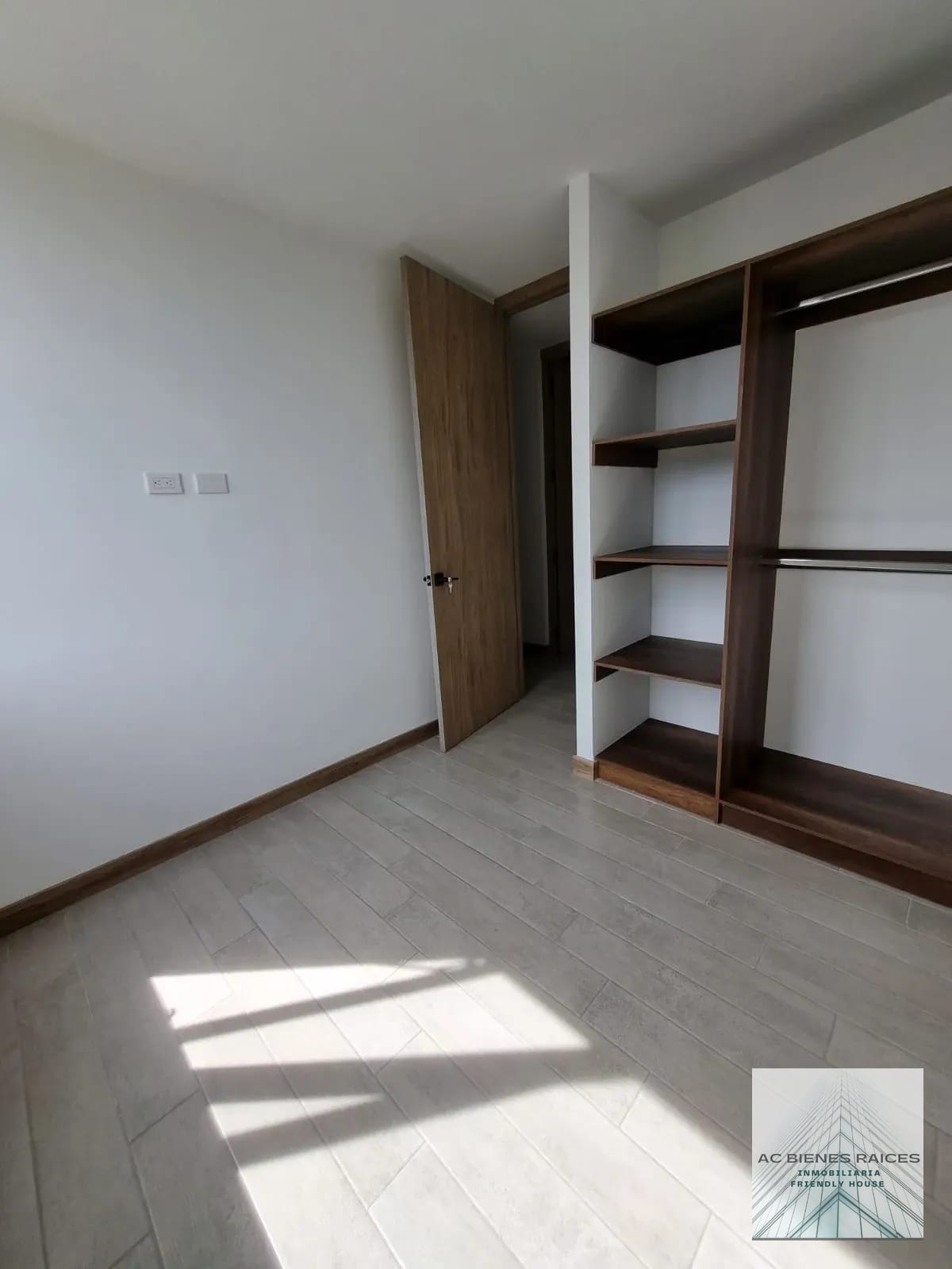 Providencia apto en renta zona 13 3 habitaciones — Apartamento en Alquiler en Zona 13, Guatemala, Ciudad — foto 5 de 13