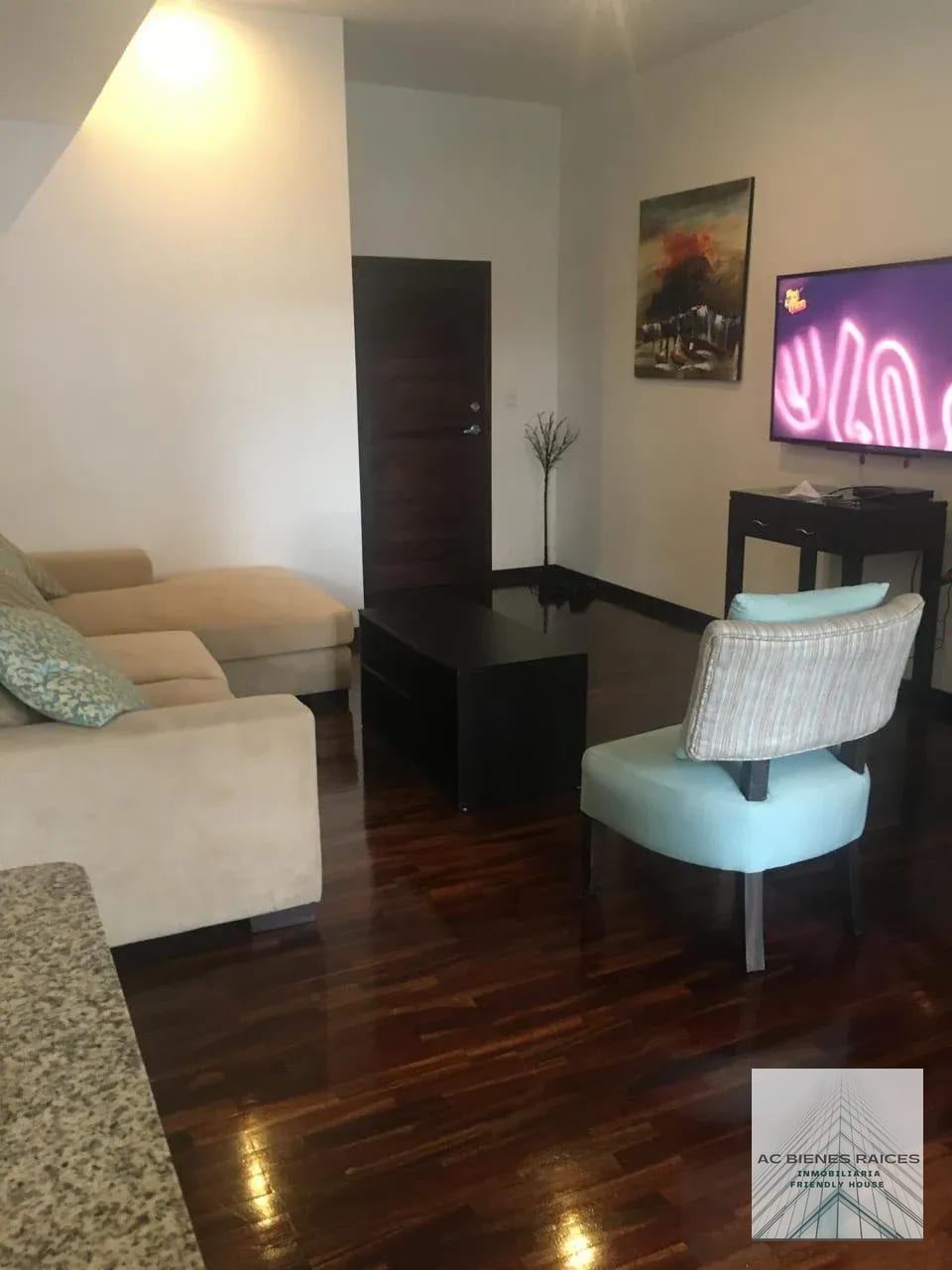 Apto amueblado de 3 hab en zona 14 — Apartamento en Alquiler en Zona 14, Guatemala, Ciudad — foto 1 de 9