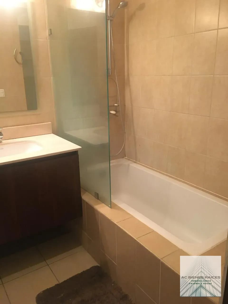 Apto amueblado de 3 hab en zona 14 — Apartamento en Alquiler en Zona 14, Guatemala, Ciudad — foto 9 de 9