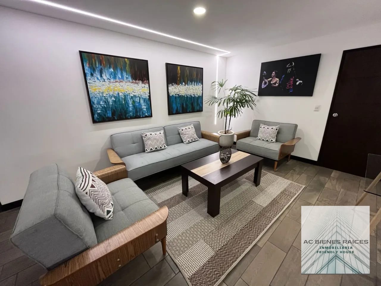 Precioso apto amueblado en zona 10 — Apartamento en Alquiler en Verona, Zona 10, Guatemala, Ciudad — foto 2 de 9