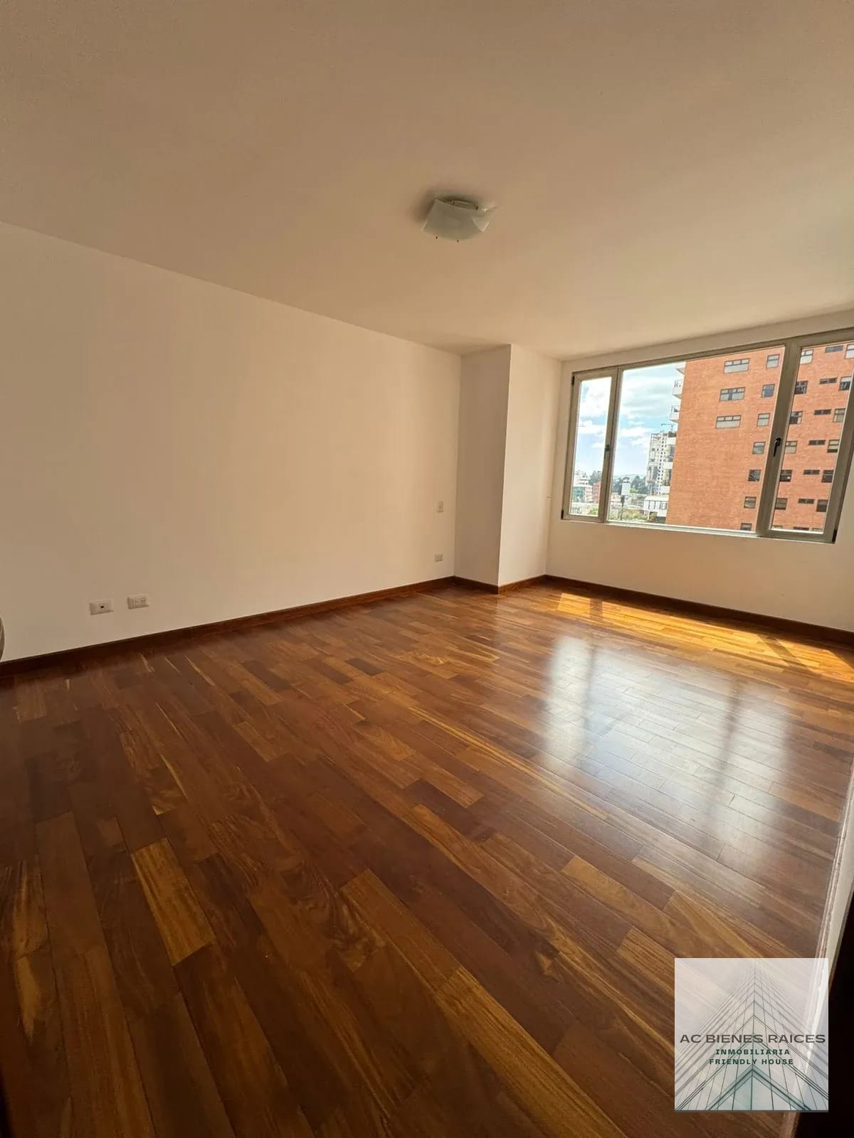 Hermoso apto en Aria zona 10 — Apartamento en Alquiler en Aria, Zona 10, Guatemala, Ciudad — foto 9 de 15