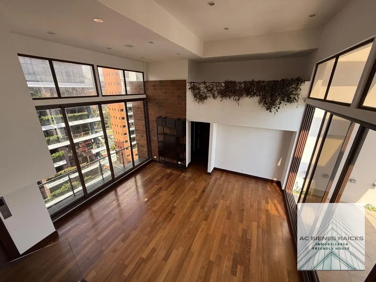 Espectacular Penthouse en la Herradura — Apartamento en Venta en La Herradura, Zona 15, Guatemala, Ciudad — foto 2 de 11