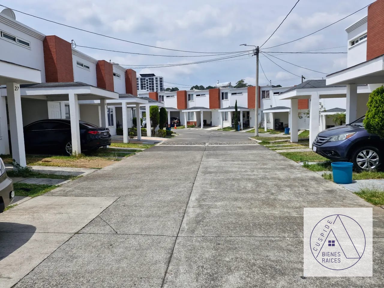 Santa Catarina Pinula Lomas del Carmen #3 se vende casa a buen precio — Casa en Venta en Santa Catarina Pinula, Guatemala, Ciudad — foto 1 de 9
