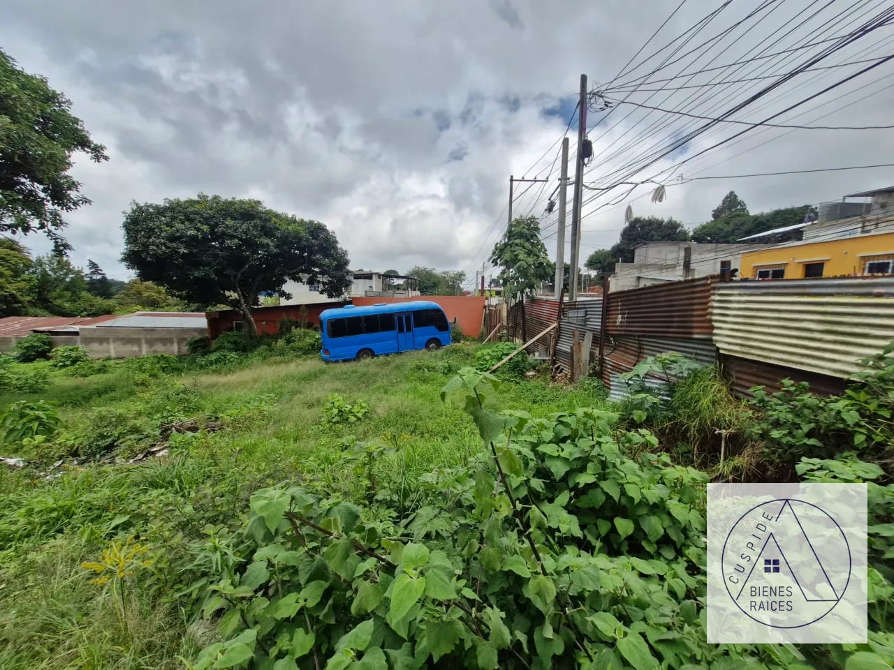 Carr. Salvador km 15.5 El Manzano la Libertad a 1.5km de Walmart sobre carretera asfaltada — Terreno en Venta en Santa Catarina Pinula, Guatemala, Ciudad — foto 1 de 4