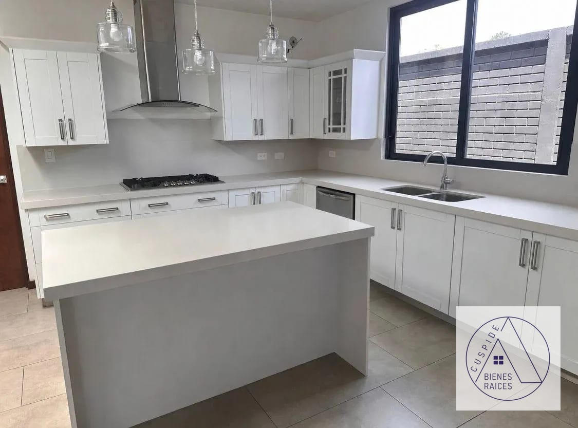 Casa de 1 Nivel en Venta km 15.5 Residencias Concepción Carr.Salvador — Casa en Venta en Condominio Dalias-Residencias Concepción., Carretera a El Salvador, Guatemala, Ciudad — foto 5 de 10