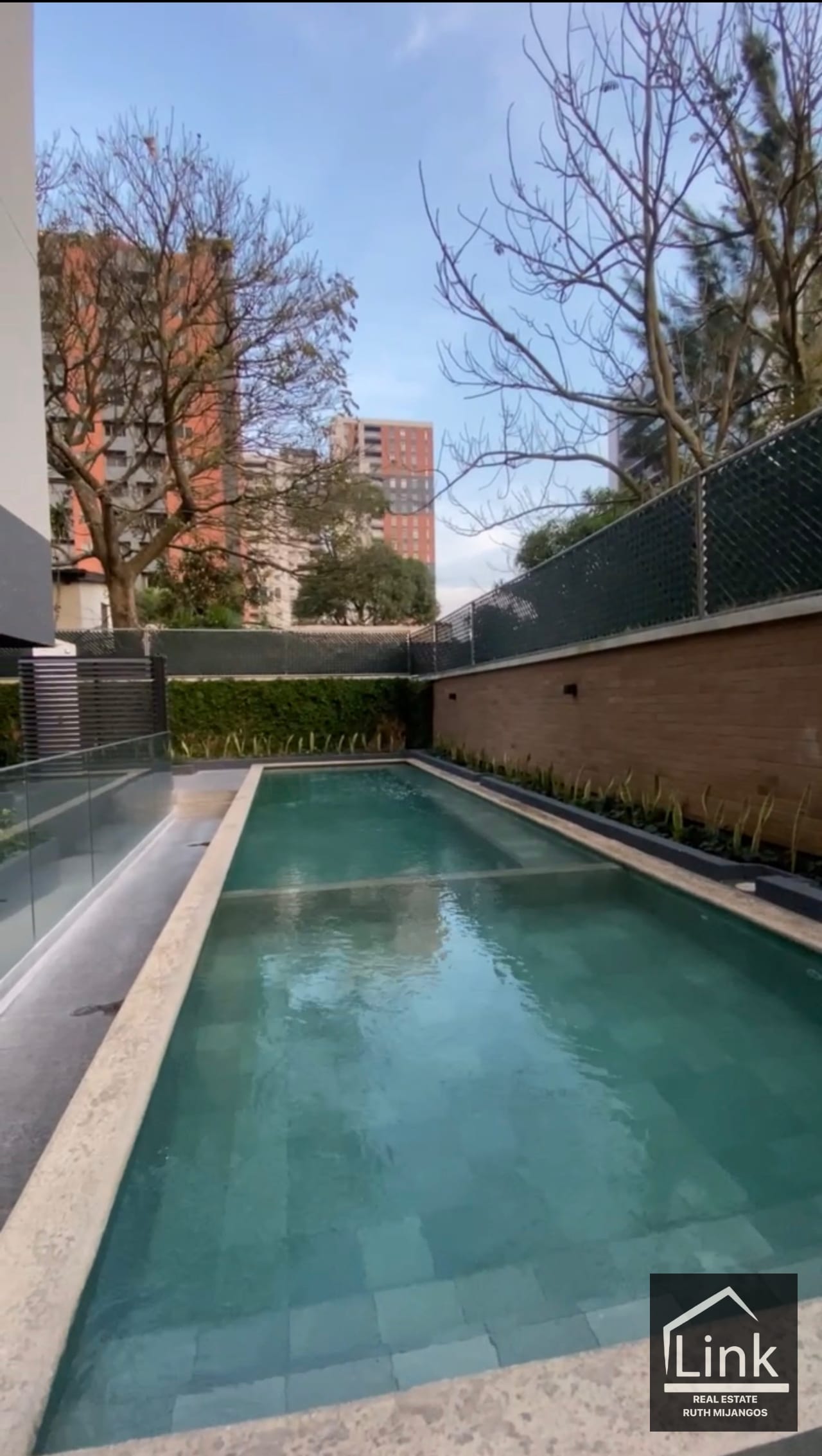 Apartamento en Venta zona 10 PARQUE 10 — Apartamento en Venta en Parque 10, Zona 10, Guatemala, Ciudad — foto 2 de 8