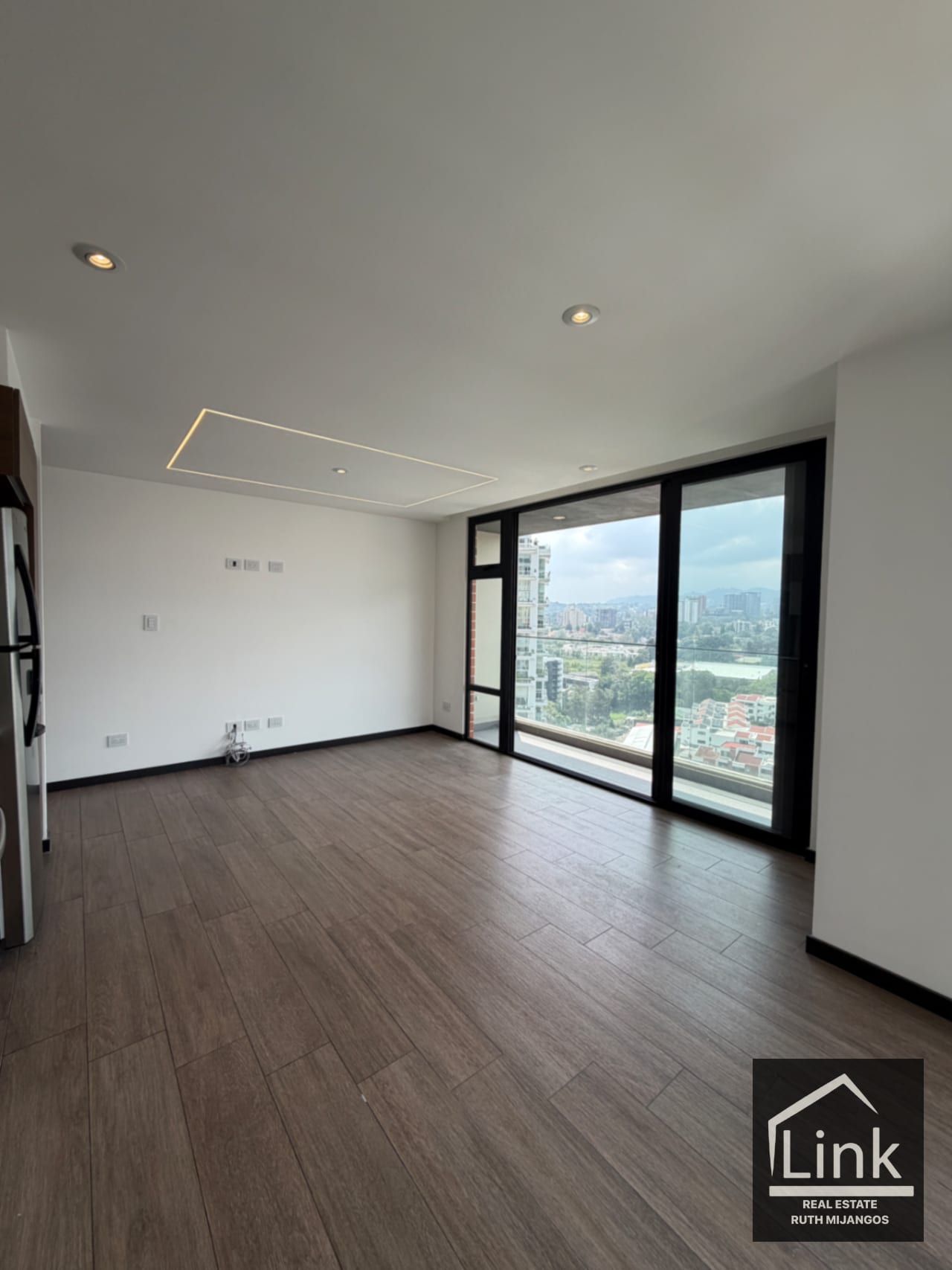 Precioso Apartamento en Venta zona 10 IQ10 — Apartamento en Venta en IQ10, Zona 10, Guatemala, Ciudad — foto 9 de 11