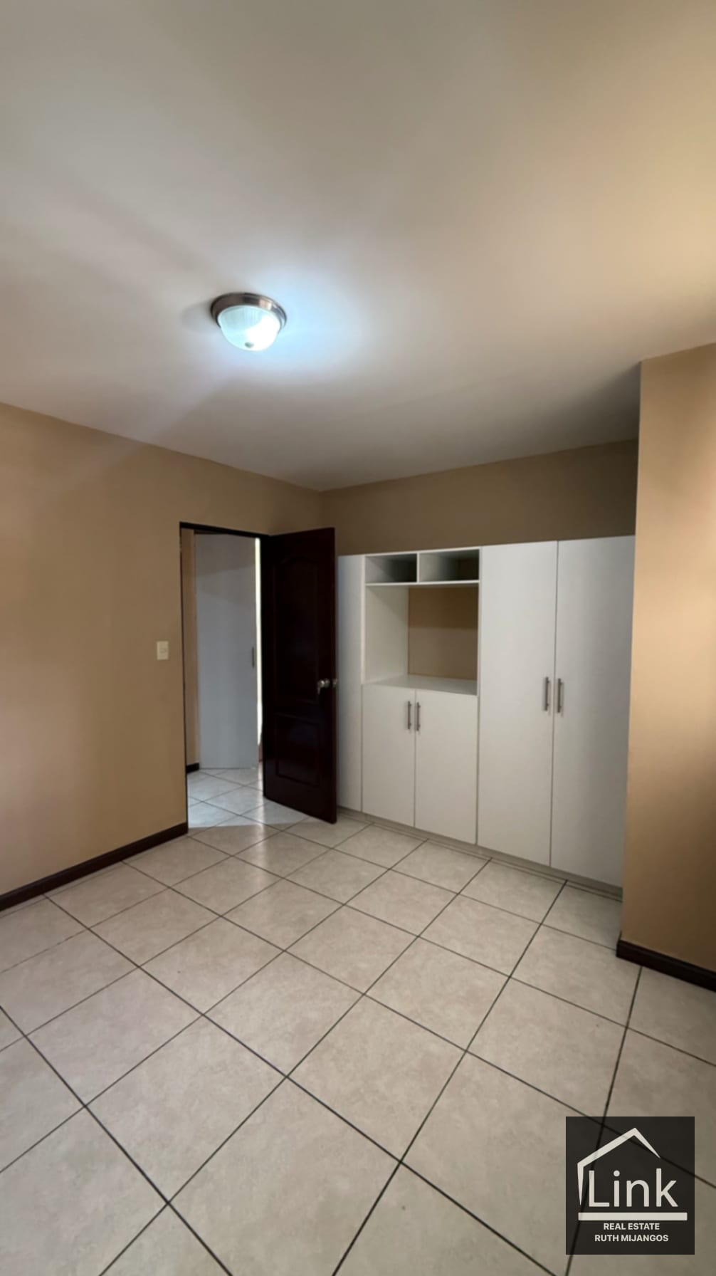ALQUILER de Apartamento 📍Condado El Naranjo zona 4 Mixco — Apartamento en Alquiler en Condado Naranjo, Zona 4 Mixco, Guatemala, Ciudad — foto 10 de 11