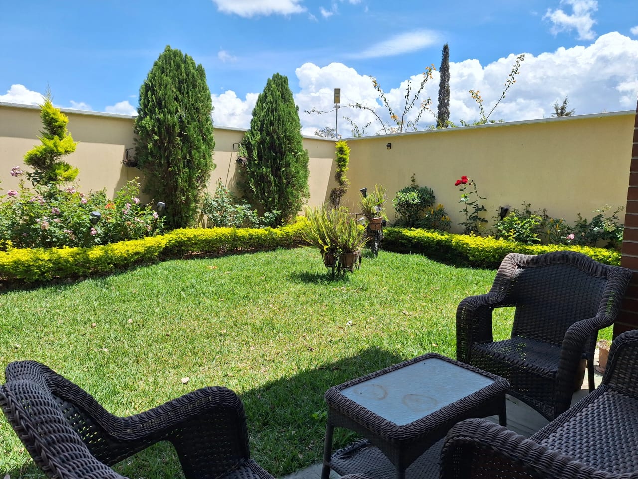 🏡 Casa en Venta en La Fontana 1, Km 25.5 – Carretera a El Salvador — Casa en Venta en La Fontana I, Carretera a El Salvador, Guatemala, Ciudad — foto 10 de 16