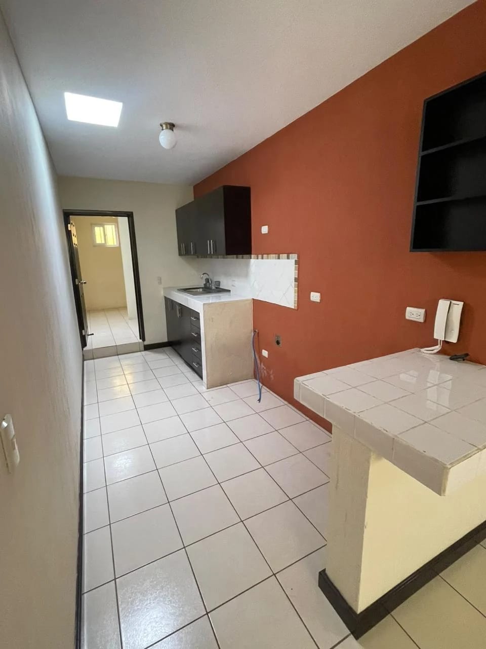 Apartamento Pequeño 1 Hab un Baño 1 Parqueo KM 18.5 a Pavon — Apartamento en Alquiler en Carretera a El Salvador, Guatemala, Ciudad — foto 1 de 11