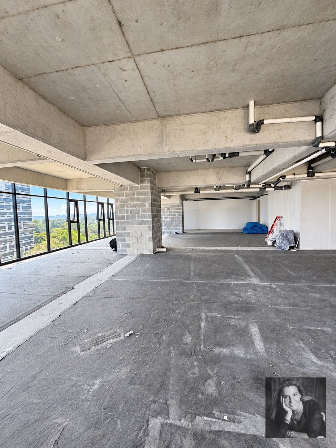Oficinas en venta Zona 10 Guatemala con parqueos y bodegas — Oficina en Venta en Zona 10, Guatemala, Ciudad — foto 4 de 9