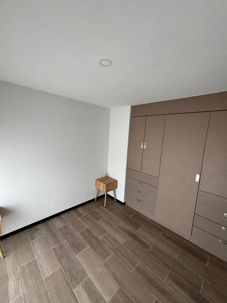 Apartamento en Alquiler, BIKO zon a 1035 Metros² 1 Parqueo 1 Dormito — Apartamento en Alquiler en Zona 10, Guatemala, Ciudad — foto 6 de 11