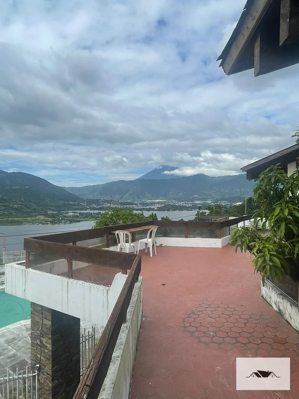 En Venta Casa Mayan Golf Amatitlan con Vista al Lago — Casa en Venta en Amatitlán, Guatemala, Ciudad — foto 1 de 12