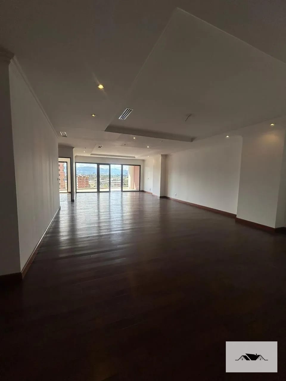 En Renta Amplio Apartamento Zona 14 Tadeus — Apartamento en Alquiler en Zona 14, Guatemala, Ciudad — foto 17 de 17