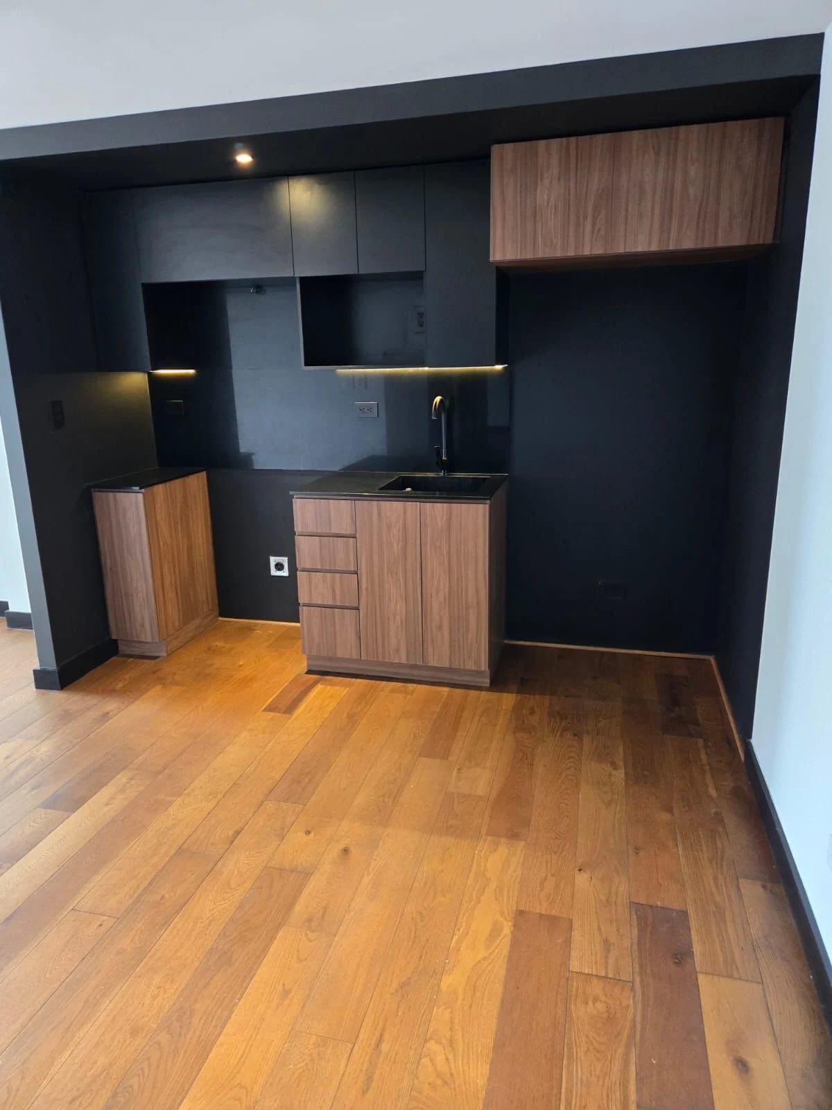 Villa Mariscal, zona 11 — Apartamento en Alquiler en Villa Mariscal, Zona 11, Guatemala, Ciudad — foto 2 de 5