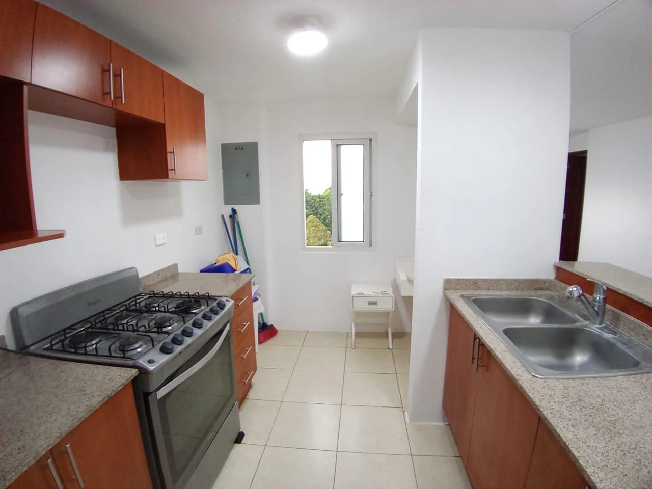 Parque 7 — Apartamento en Alquiler en Parque 7, Zona 7, Guatemala, Ciudad — foto 5 de 9