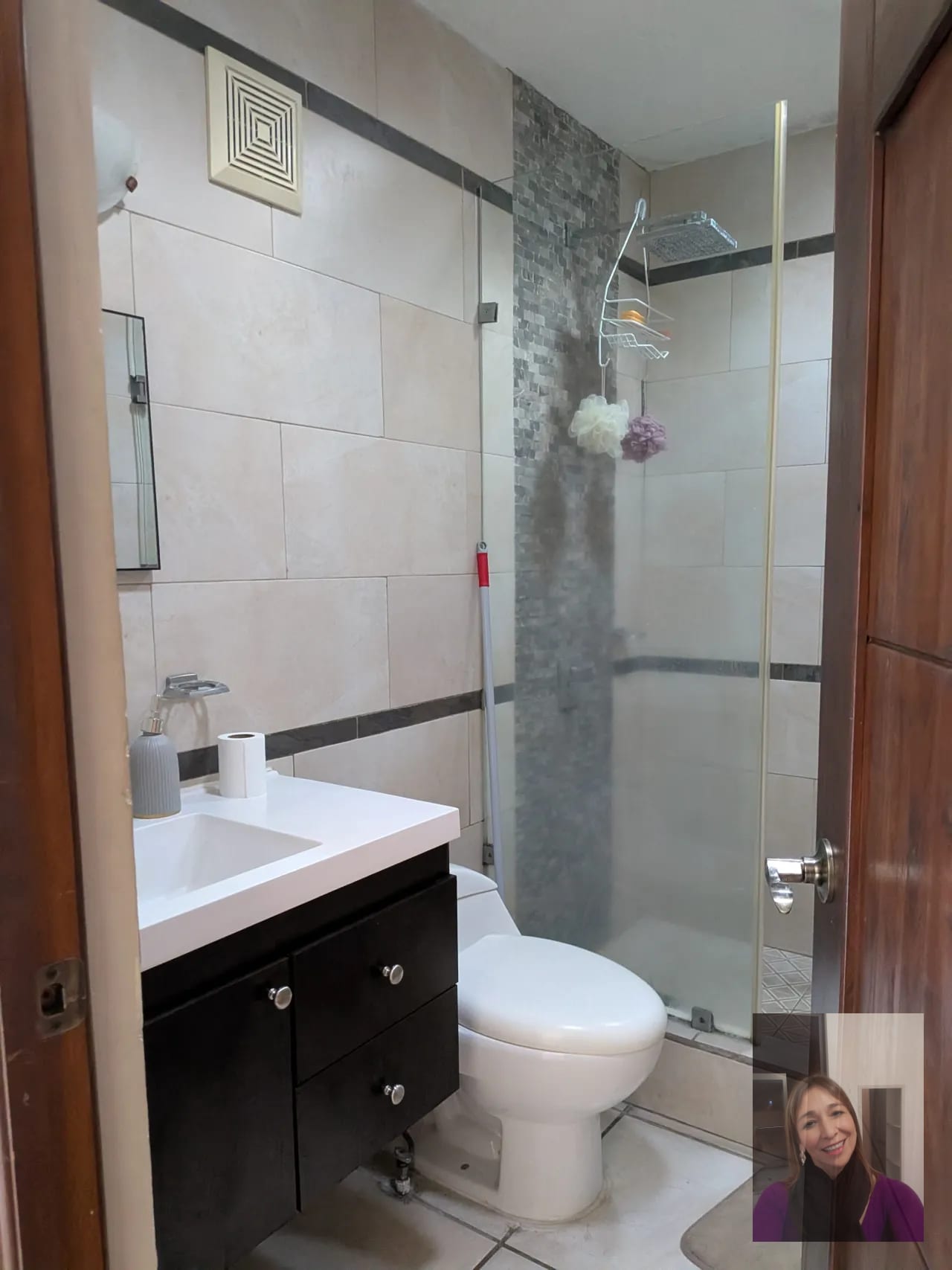 Casa dos niveles "Las Fuentes Zona 16" — Casa en Venta en Acatan, Altos de Narbona, Zona 16, Guatemala, Ciudad — foto 16 de 17