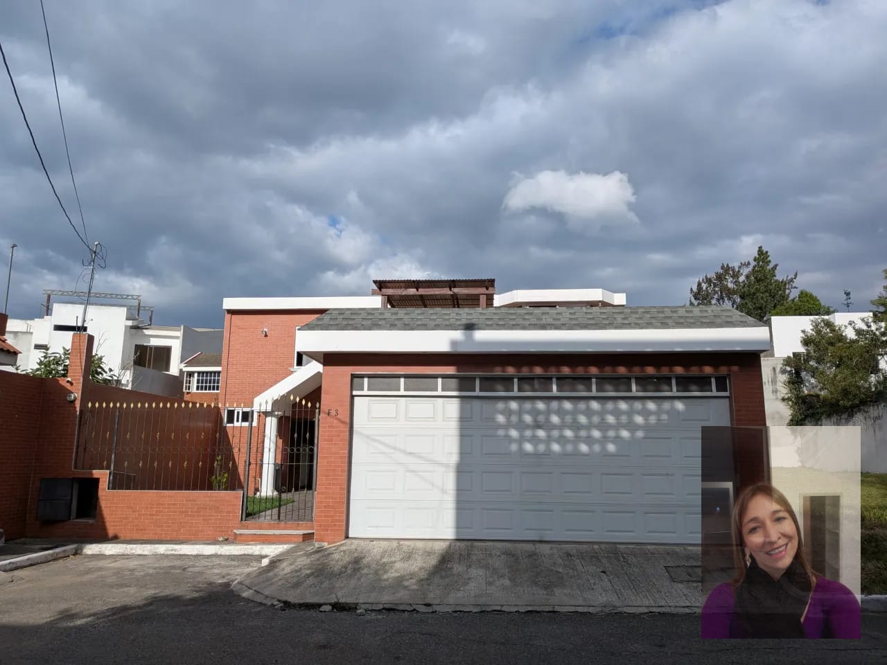 Casa dos niveles "Las Fuentes Zona 16" — Casa en Venta en Acatan, Altos de Narbona, Zona 16, Guatemala, Ciudad — foto 3 de 17