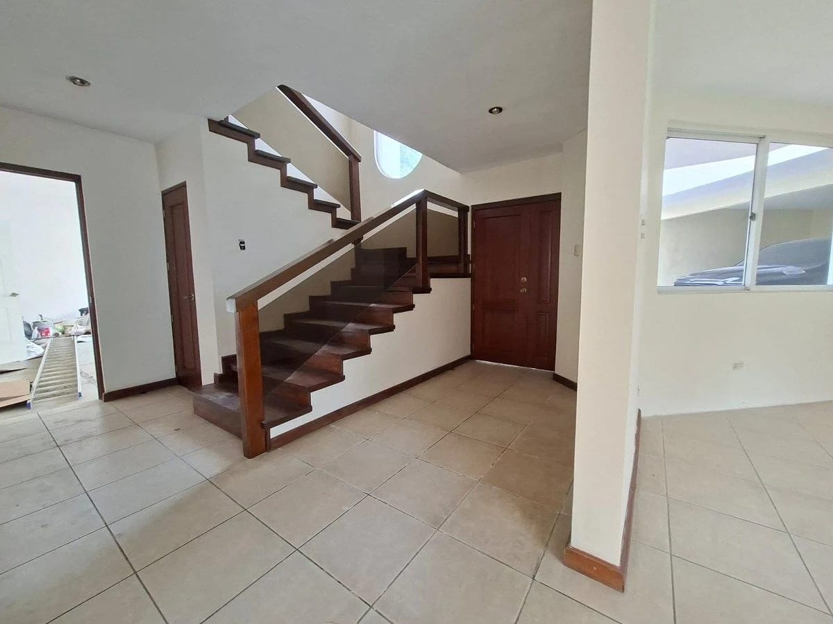 Casa en condominio con doble garita, Km 21.5 CAES - en Venta — Casa en Venta en km 21-25, Carretera a El Salvador, Guatemala, Ciudad — foto 6 de 17