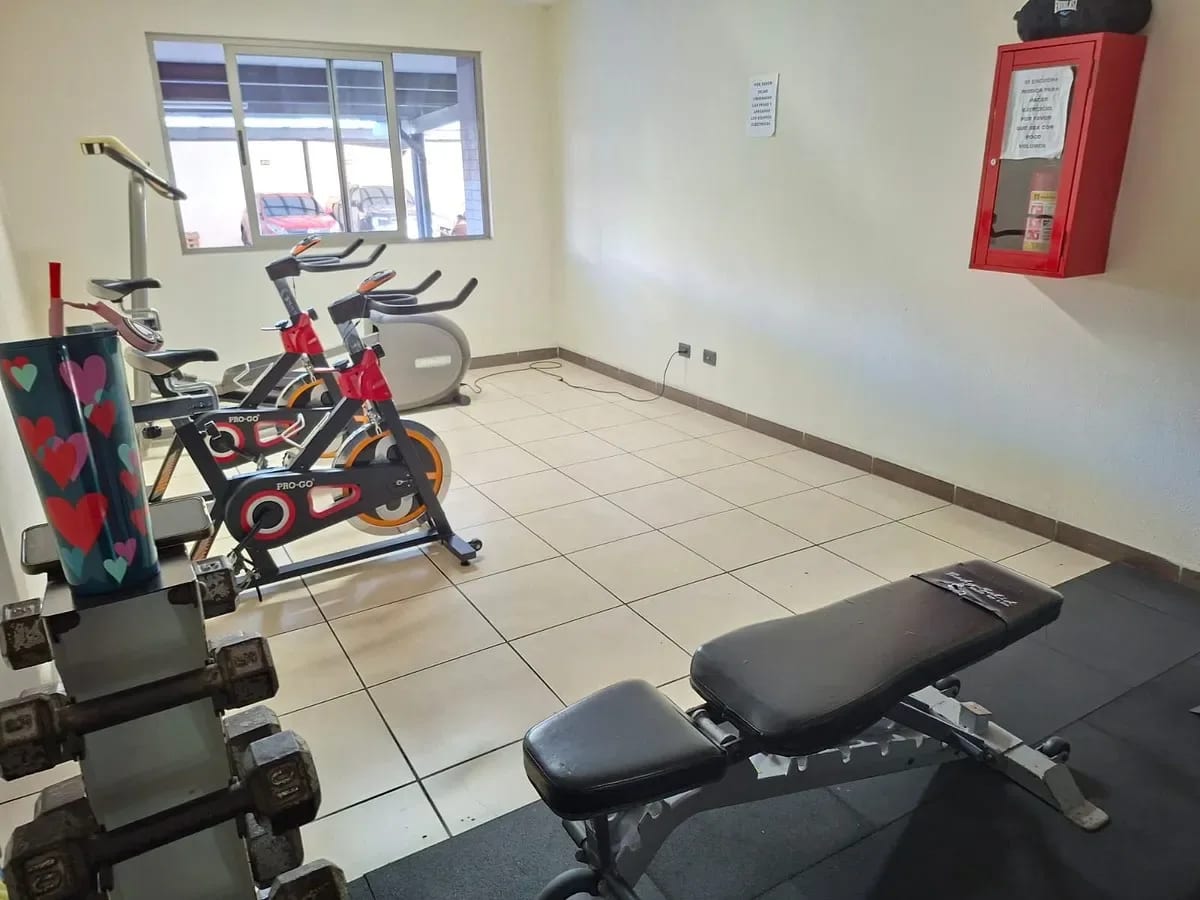 Apartamento con balcón | Jardines de Las Charcas | Zona 11 - Alquilo — Apartamento en Alquiler en Jardines de Las Charcas, Zona 11, Guatemala, Ciudad — foto 12 de 17