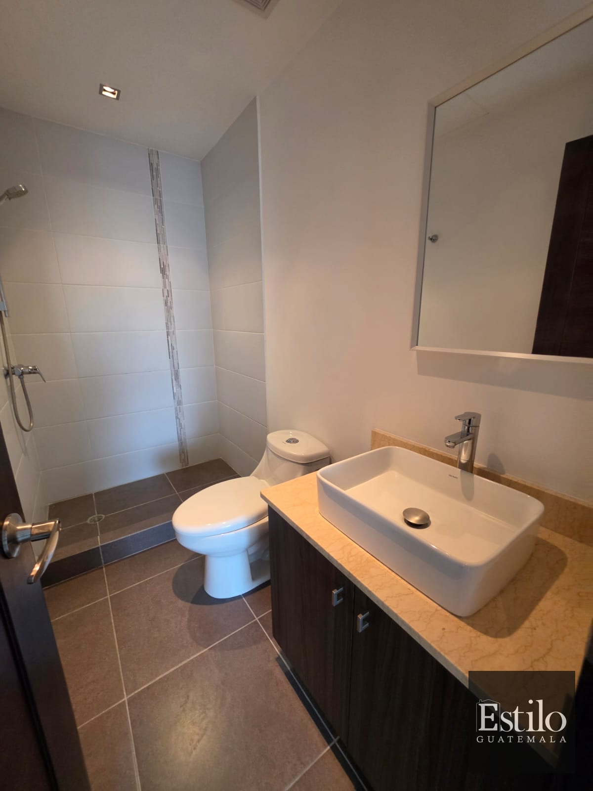 Hermoso Apartamento En Venta Y Alquiler Z.10 — Apartamento en Venta en Neo Apartamentos, Zona 10, Guatemala, Ciudad — foto 14 de 16