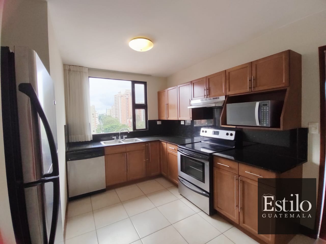 Espectacular Apartamento en Z.14 Con Cuarto De Servicio — Apartamento en Alquiler en Chatelet, Zona 14, Guatemala, Ciudad — foto 4 de 9
