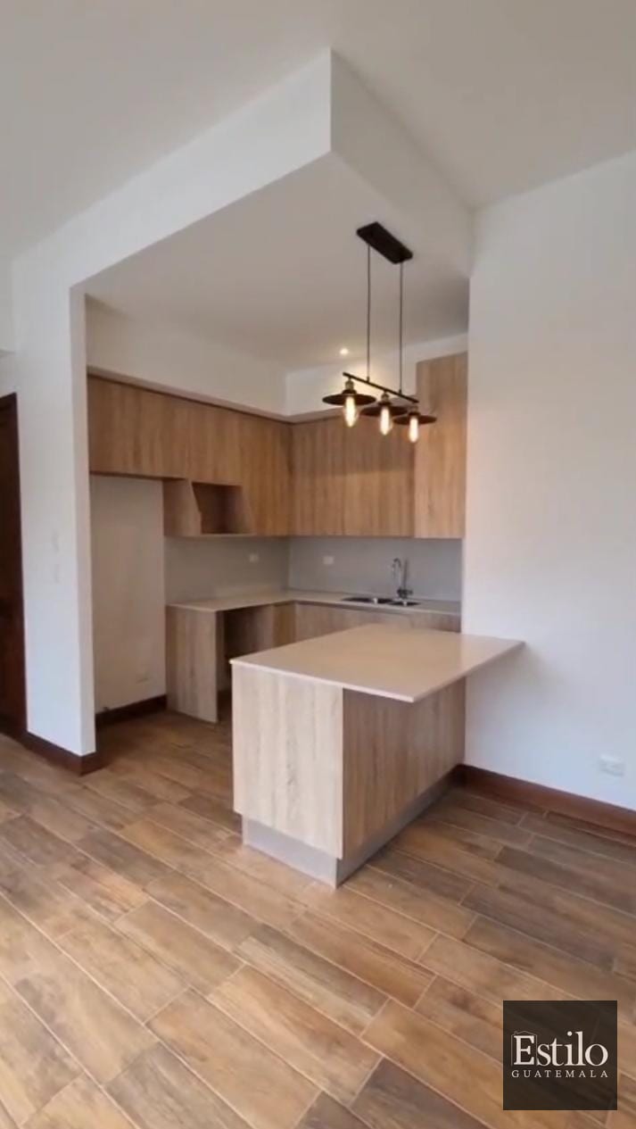 Precioso Apartamento En Alquiler Salvattore Z.10 — Apartamento en Alquiler en Salvattore, Zona 10, Guatemala, Ciudad — foto 2 de 11