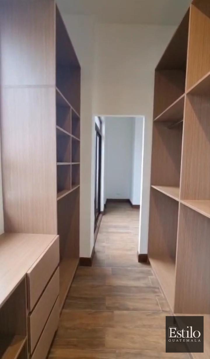 Precioso Apartamento En Alquiler Salvattore Z.10 — Apartamento en Alquiler en Salvattore, Zona 10, Guatemala, Ciudad — foto 10 de 11