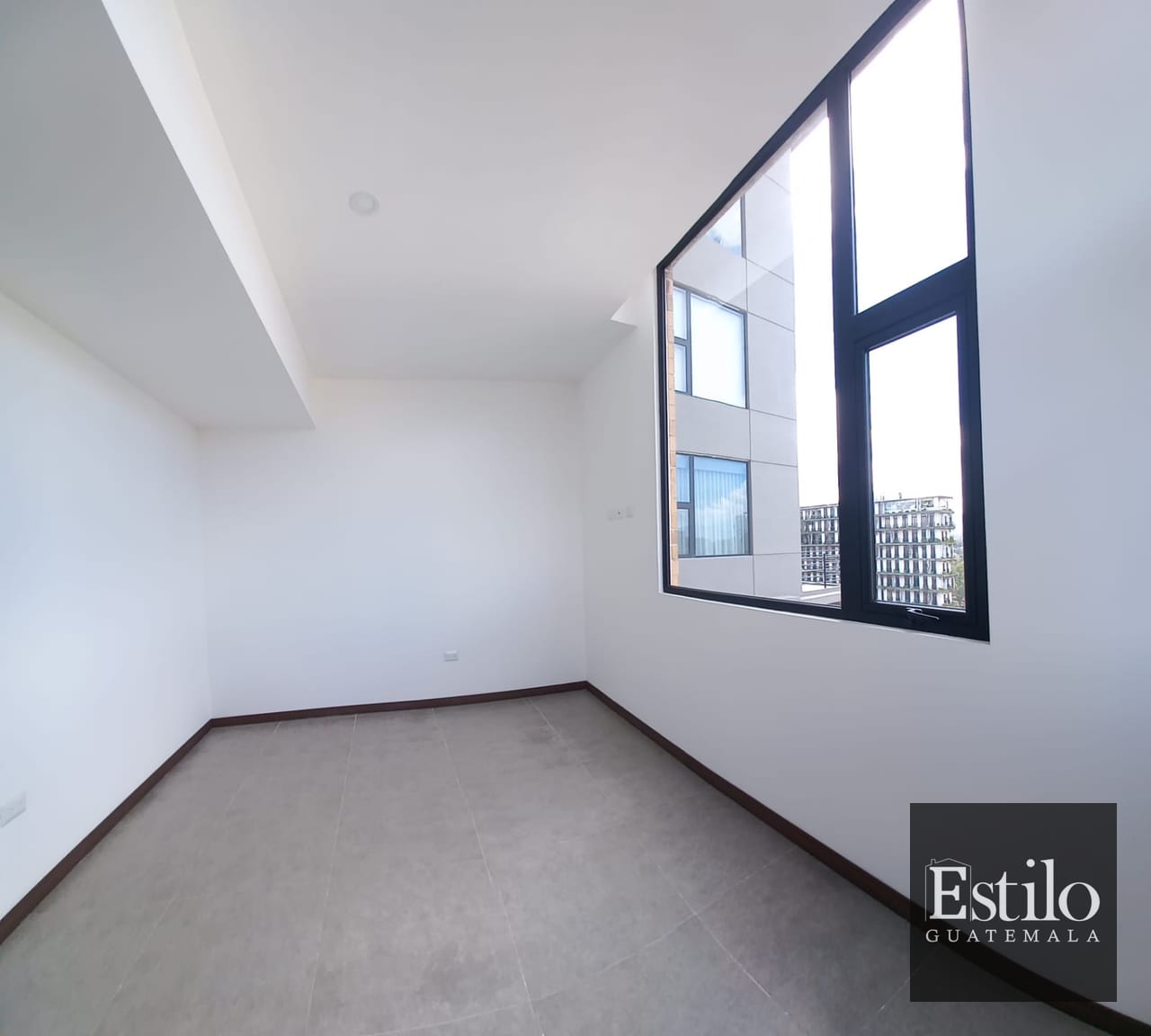 Precioso Apartamento Con Balcón En Venta. — Apartamento en Venta en Mira, Zona 10, Guatemala, Ciudad — foto 7 de 8