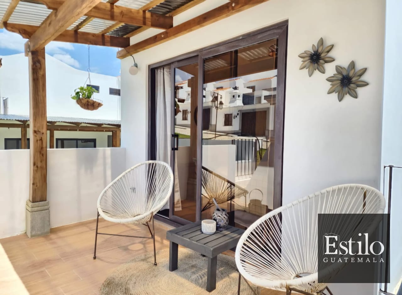 Preciosa Casa con Muebles en Antigua Guatemala — Casa en Venta en Antigua, Sacatepéquez — foto 11 de 16