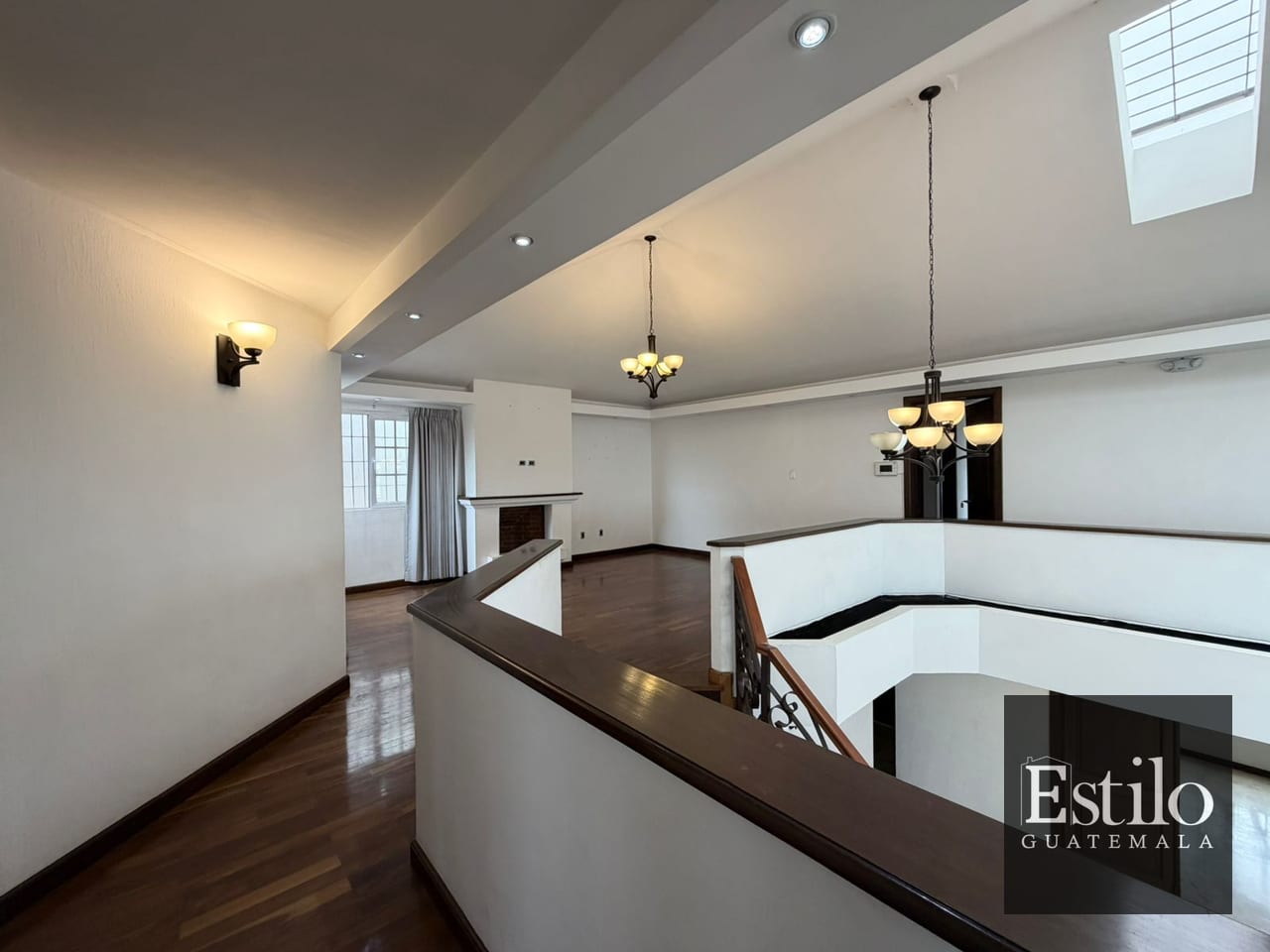 Preciosa Casa en Venta Zona 16 — Casa en Venta en Zona 16, Guatemala, Ciudad — foto 6 de 17