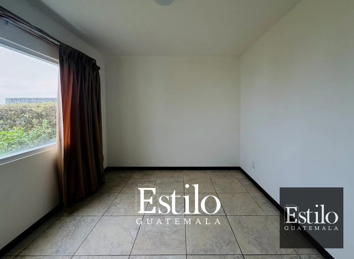Hermosa Casa En Alquiler Fontana km 25 — Apartamento en Alquiler en La Fontana III, Carretera a El Salvador, Guatemala, Ciudad — foto 12 de 17