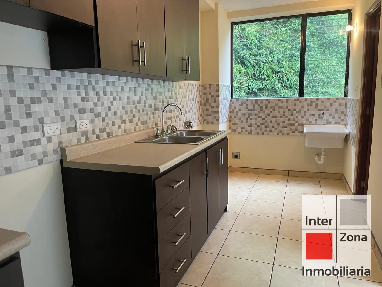 Venta de apartamento en San Lázaro, Zona 15 — Apartamento en Venta en Zona 15, Guatemala, Ciudad — foto 1 de 11