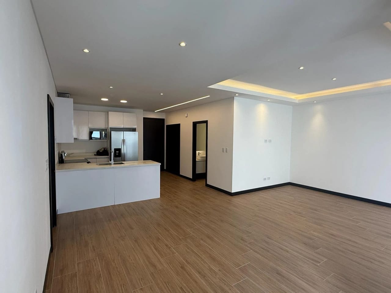 Rento Apartamento en Lirios de Cayala 3, Ciudad Cayalá, Zona 16 — Apartamento en Alquiler en Lirios de Cayalá III, Zona 16, Guatemala, Ciudad — foto 3 de 11