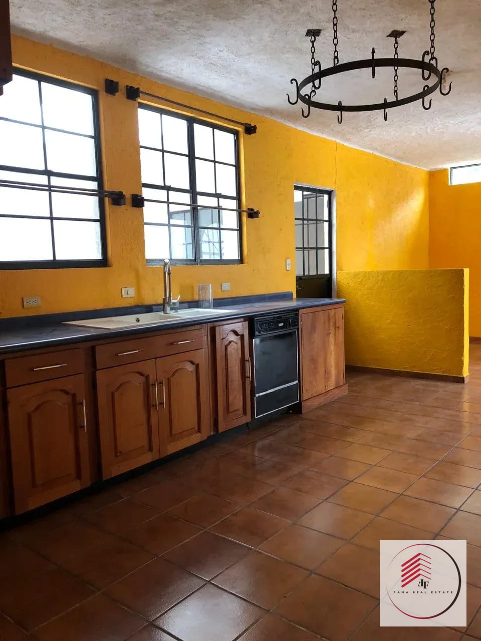 Venta de casa amplia en Residenciales El Ensueño, San Lucas Sacatepéquez — Casa en Venta en San Lucas Sacatepéquez, Sacatepéquez — foto 14 de 17